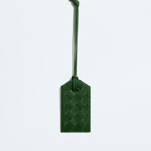 Getaway Tag Holder
