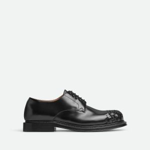 James Lace-Up Shoe