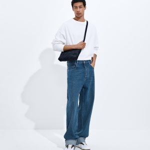 Medium Indigo Turned-Up Jeans