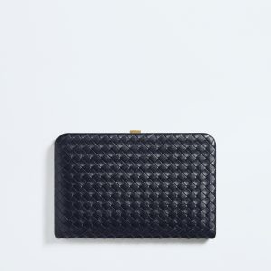 Mezzanotte Clutch