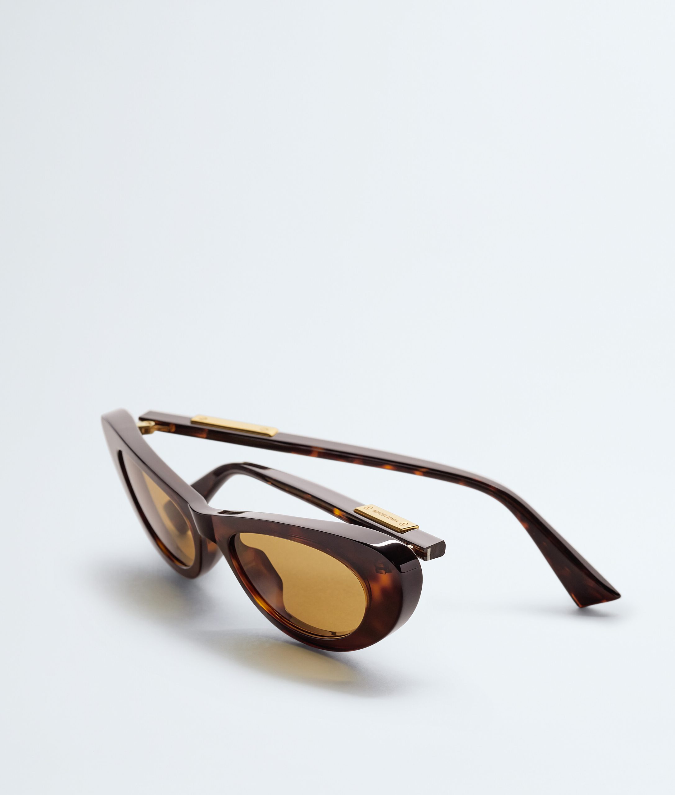 Snap Oval Sunglasses - Image 3