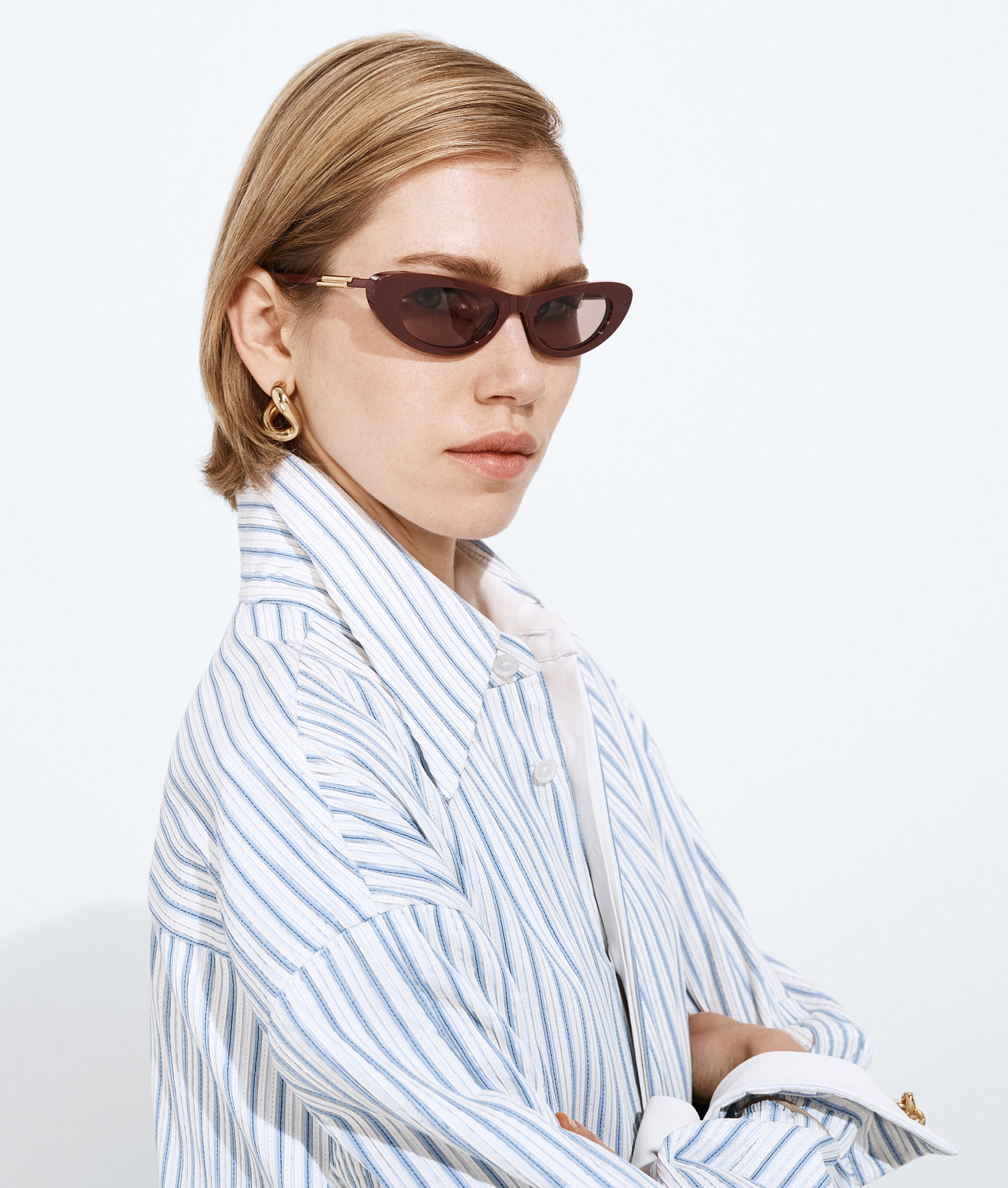 Snap Oval Sunglasses - Image 2