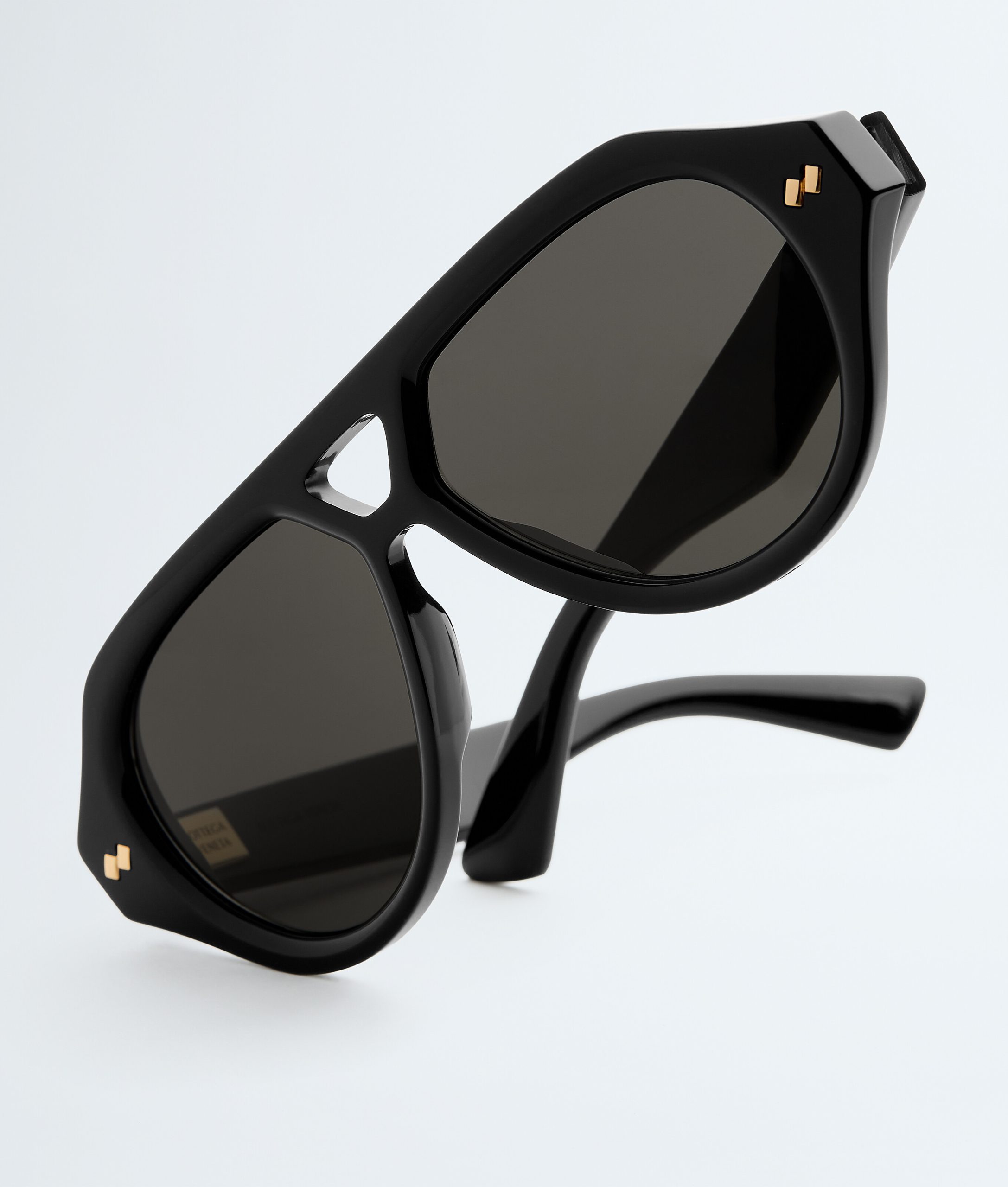 Dizzy Aviator Sunglasses - Image 3