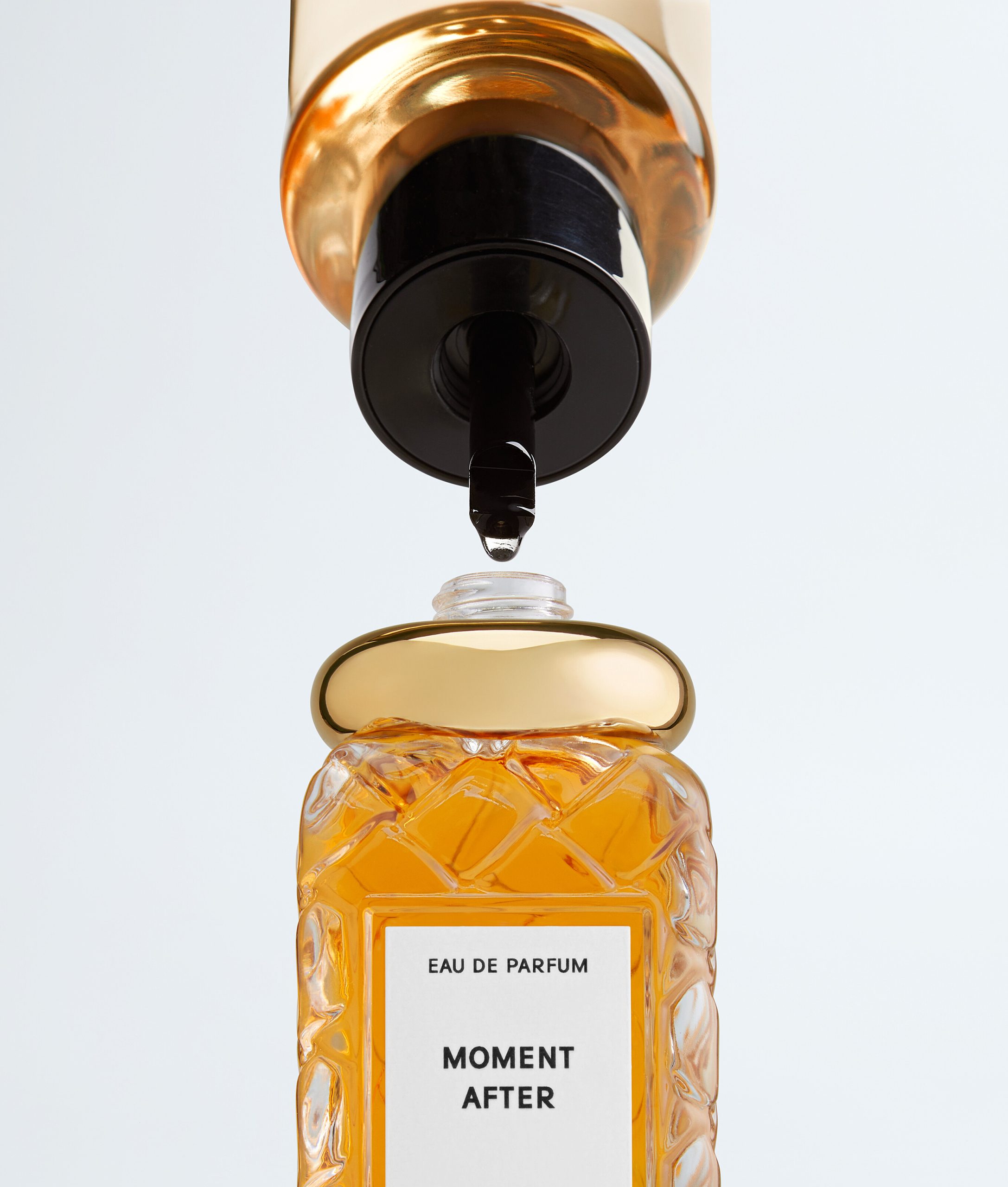 Moment After - Eau de Parfum 100 ml | 3.3 fl. oz. - Image 3
