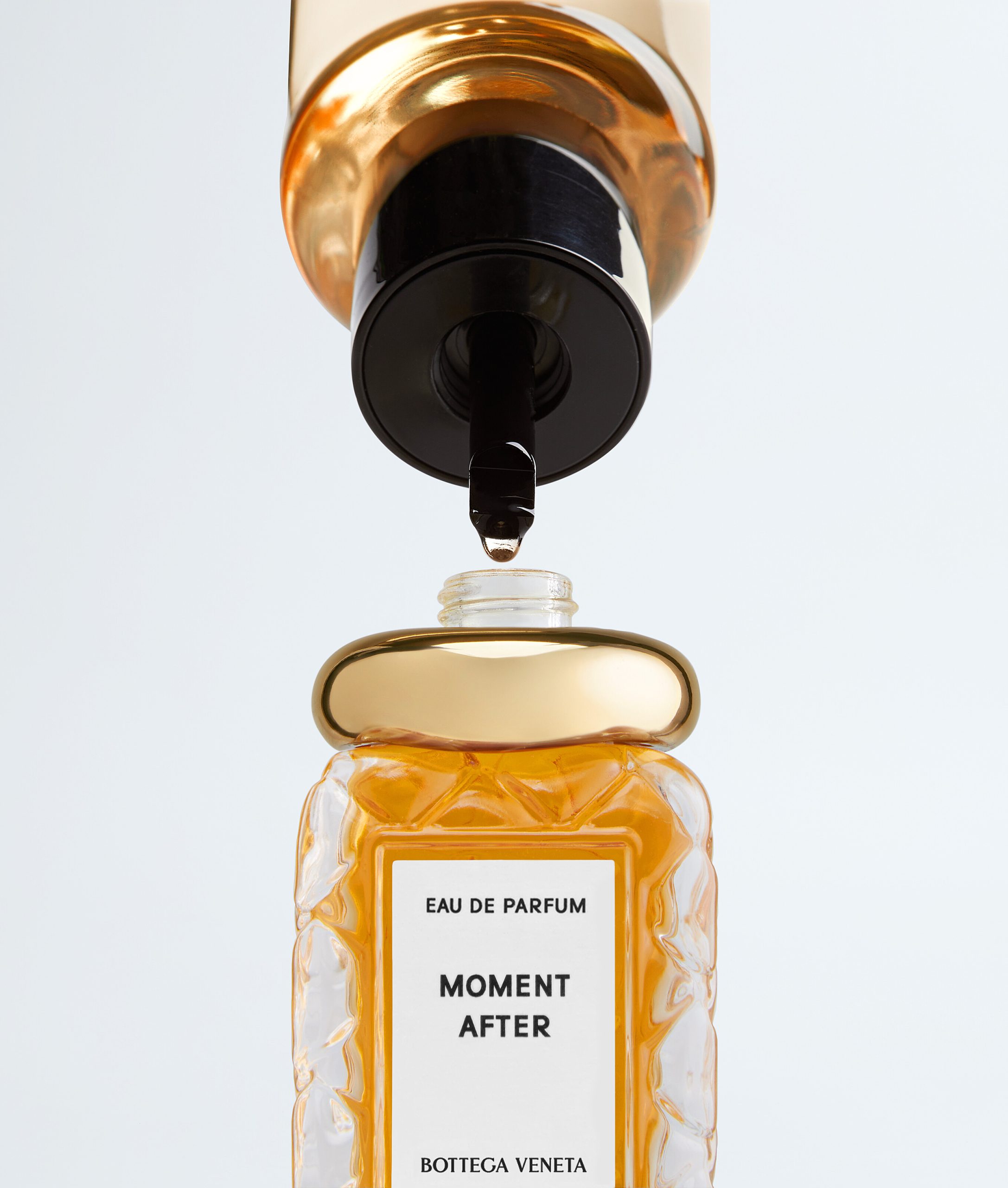 Moment After - Eau de Parfum 50 ml | 1.75 fl. oz. - Image 3