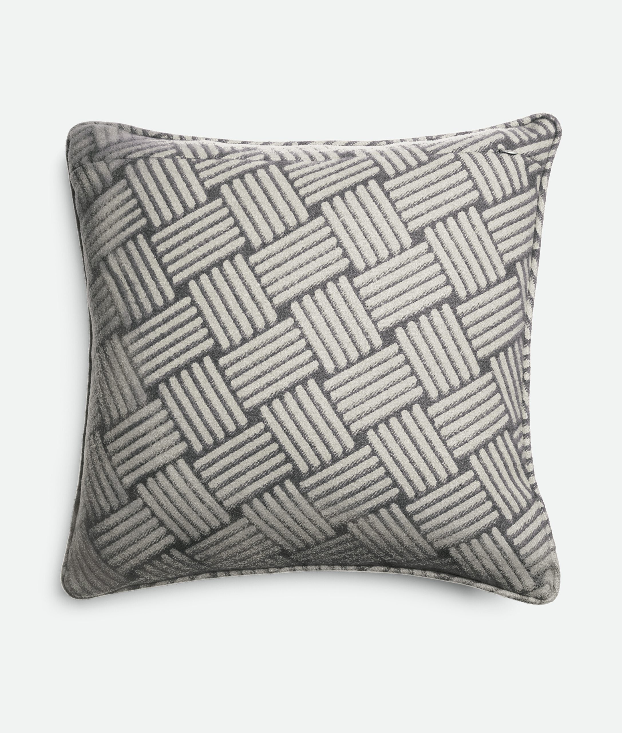 Cashmere Cushion With Intreccio Motif - Image 4
